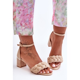 Essenza Beige Wildleder-Flechtsandalen 1