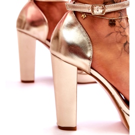 Goldene Mandy-Sandalen mit hohem Absatz 4