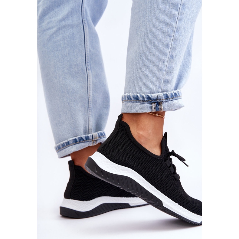 PG1 Klassische Slip-on-Sneaker aus Stoff in Schwarz von Gusto 2