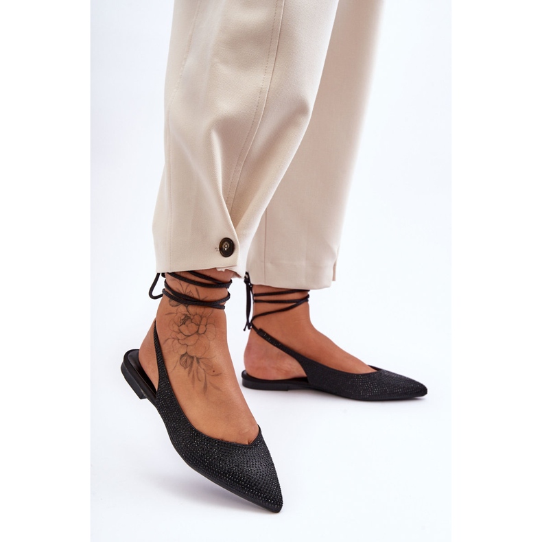 Damen-Ballerinas zum Schnüren mit Nieten verziert Black Jange schwarz 1