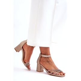 Glänzende Absatzsandalen Golden Enenor 3