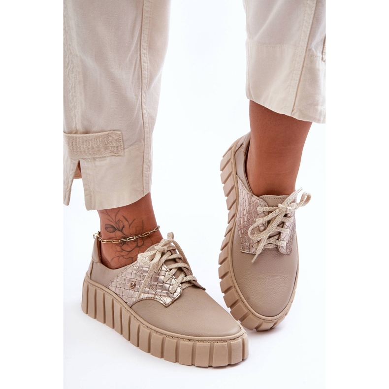 Lemar Lederschuhe auf beige Hypnose-Plattform 1