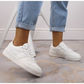 Big Star Sportschuhe W INT1896B weiß 2