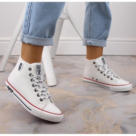 Isolierte Sneaker Big Star W INT1898A weiß 2