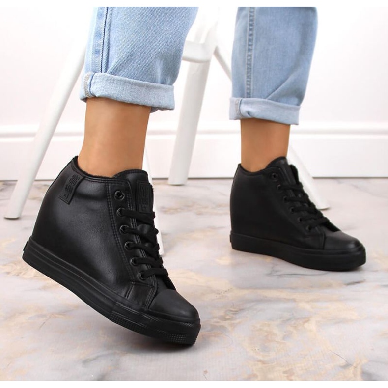 Big Star W INT1899A isolierte Keilsneaker schwarz 2