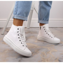 Isolierte Schnürsneaker Big Star W INT1902A weiß 2