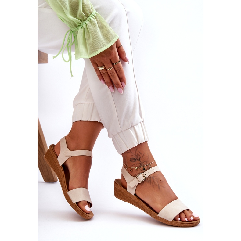 Arya klassische niedrige Keilsandalen Beige 6