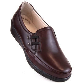 Bequeme Damenschuhe aus Leder mit Gummiband T.Sokolski J304 rot 1