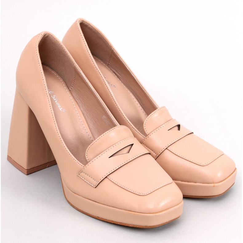 Entee Nude-Slipper mit Absatz beige 1