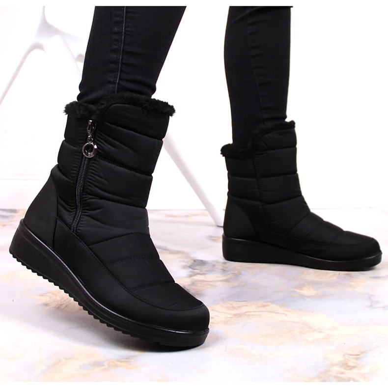 News Isolierte Schneestiefel 5065 für Damen mit Reißverschluss, schwarz NEUIGKEITEN 3