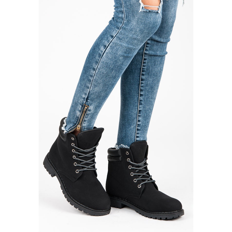 Queentina Schwarze Fallensteller 2