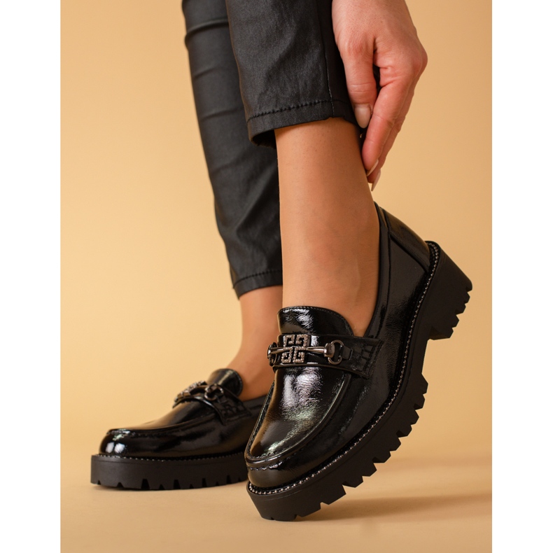 Lack-Mokassins für Damen auf dicker Shelovet-Sohle schwarz 2