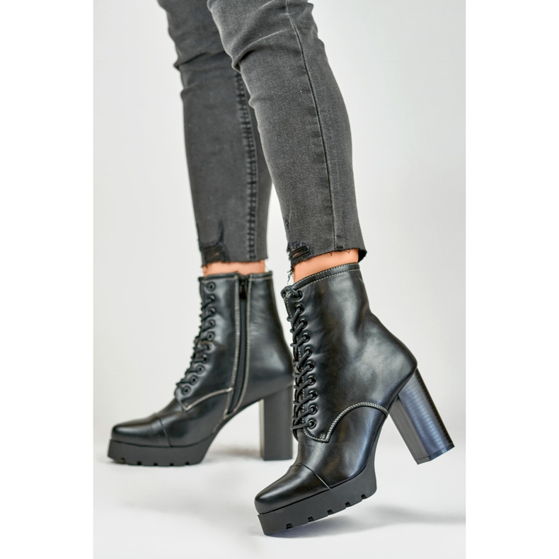 Damen-Schnürstiefel mit hohem Absatz schwarz 2