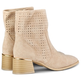 Hellbeige durchbrochene Damenstiefel mit niedrigem Absatz 1