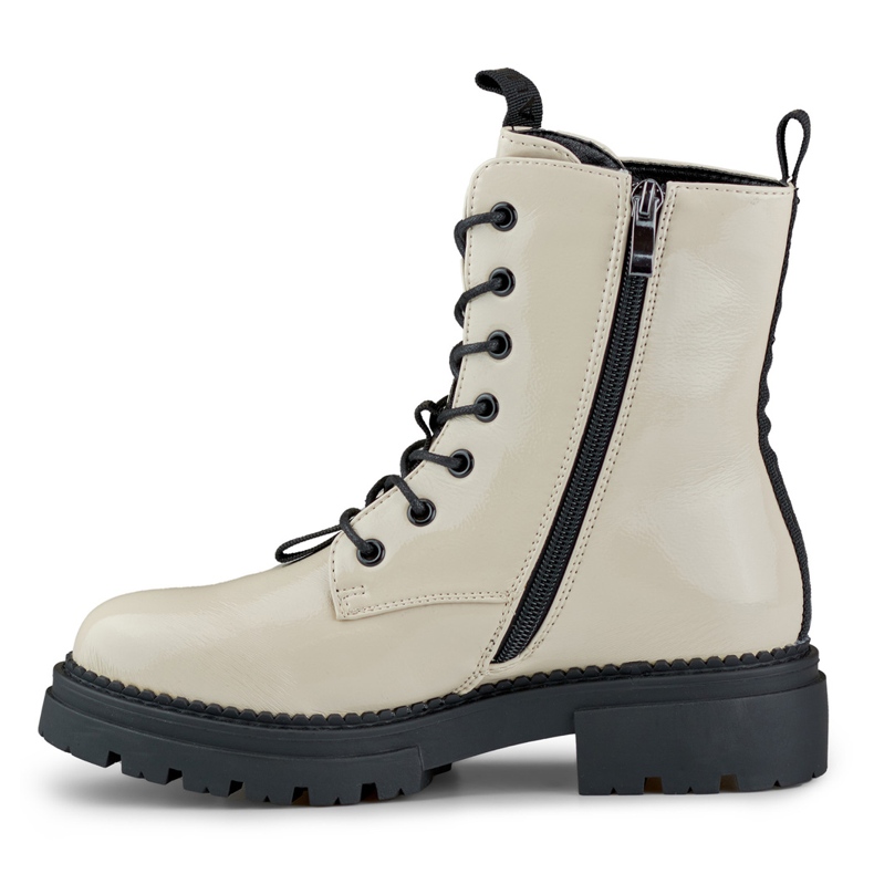 Lackierte beige Arbeiterinnen von Carole 1