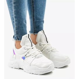 Weiße Sport-Sneaker K-505 1