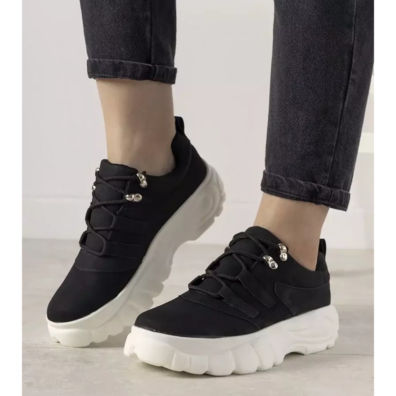 Schwarze Sport-Sneaker mit hoher Luna-Sohle 1