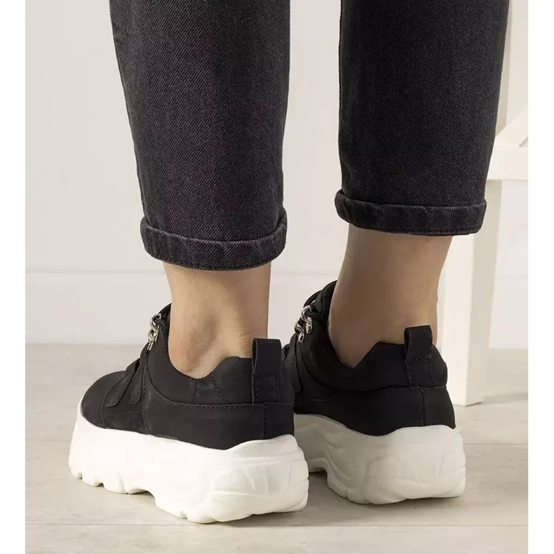 Schwarze Sport-Sneaker mit hoher Luna-Sohle 2