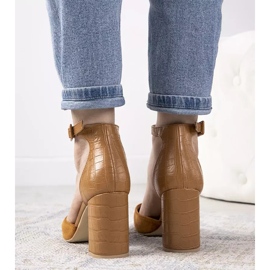 Kamelpumps auf dem Posten von Natalie braun 2