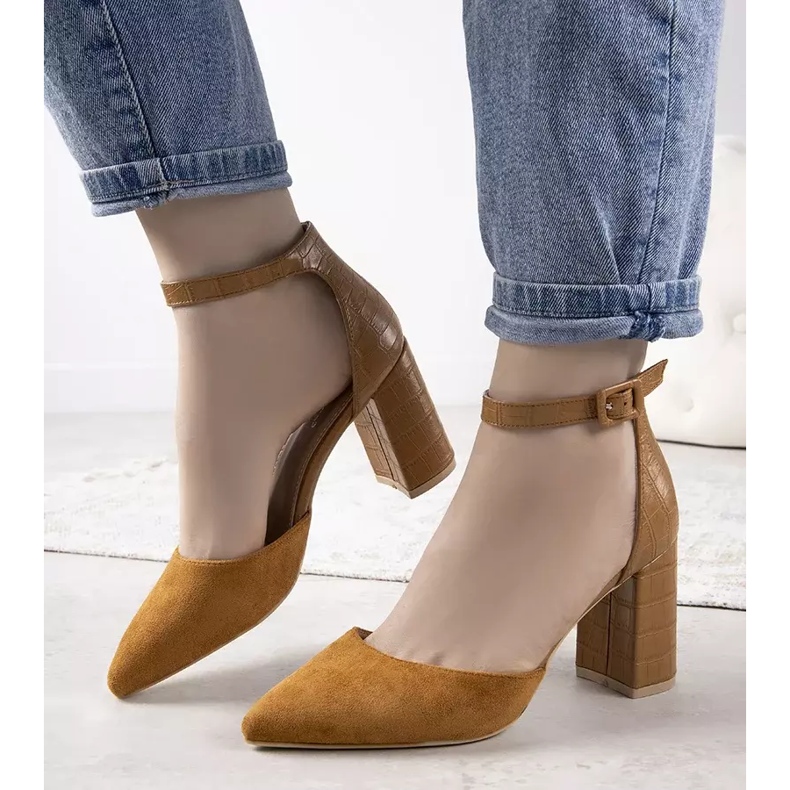 Kamelpumps auf dem Posten von Natalie braun 1