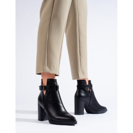 Schwarze klassische Cut-out-Stiefel für Damen von Shelovet 2