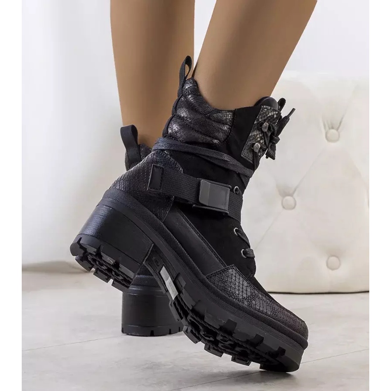 BM Schwarze Pilastri-Schuhe mit hohen Absätzen 1