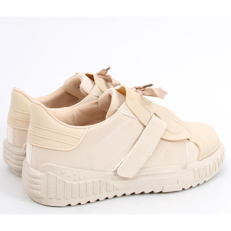 Melbo Beige Damenturnschuhe 1