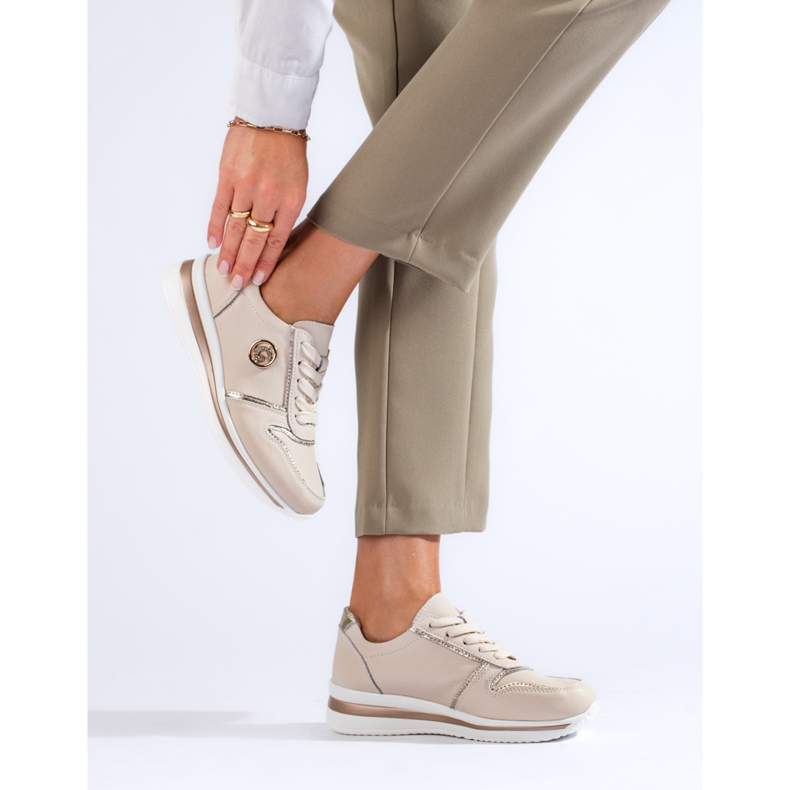 Beige Ledersneaker von Shelovet 1