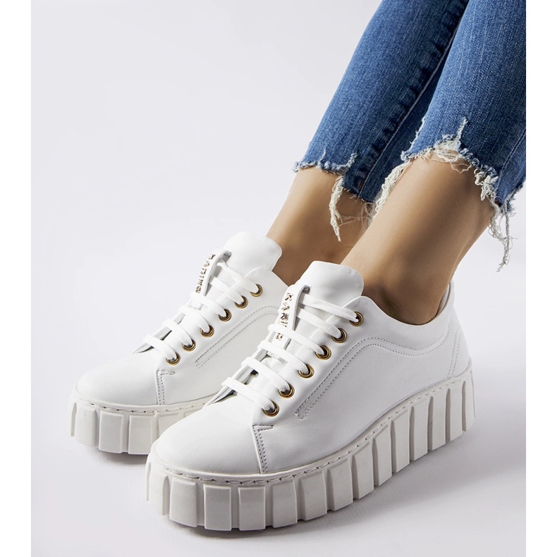 Sport-Turnschuhe weiß 1