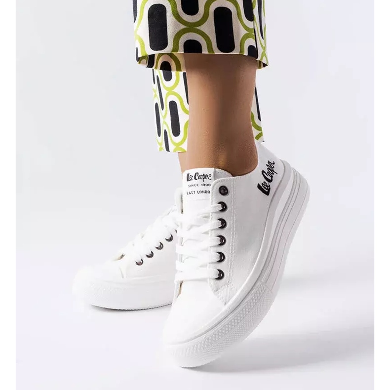 Lee Cooper LCW-23-44-1623L weiße Turnschuhe 1