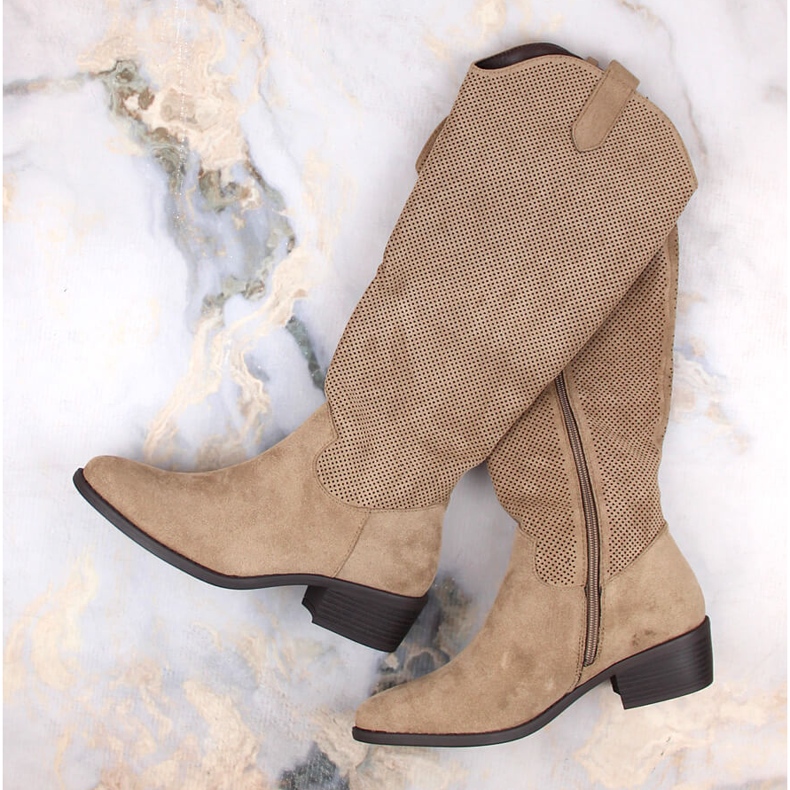 Beige isolierte Wildlederstiefel für Damen Jezzi RMR2353-4 1