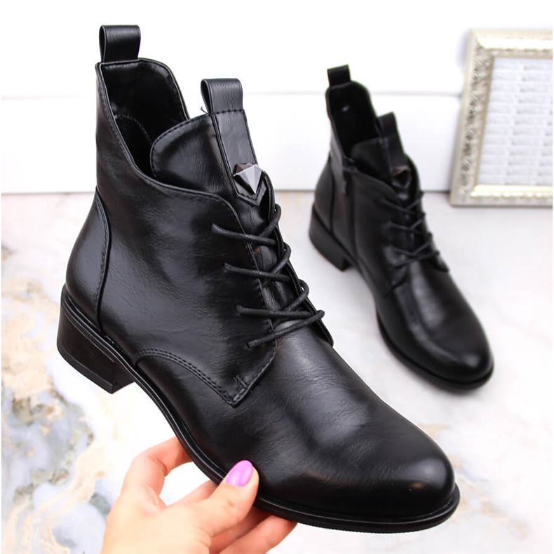 M. DASZYŃSKI Isolierte Damen-Schnür- und Reißverschlussstiefel in Schwarz M.Daszyński SA198-24 1