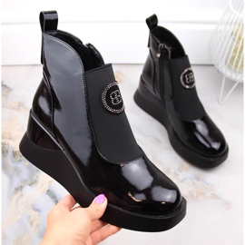 Lackierte Keilstiefel für Damen D&amp;A S.Barski Premium Collection MR870-22 schwarz 1