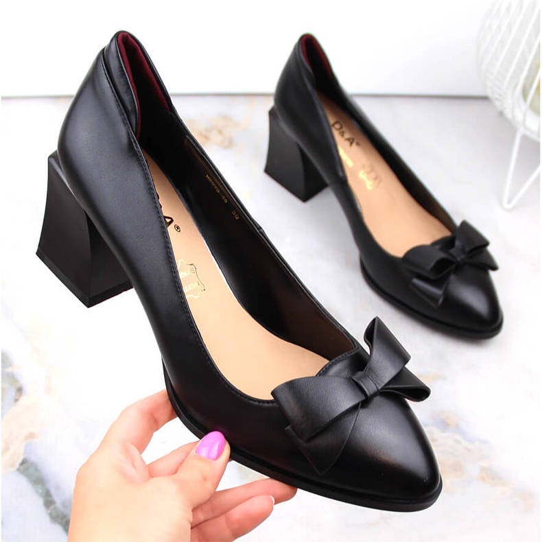 Damenschuhe mit hohen Absätzen und schwarzer Schleife D&amp;A S.Barski Premium Collection MR870-48 1