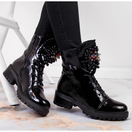 Damenstiefel mit Perlen, isoliert, Lackschwarz Jezzi RMR2071-15 1