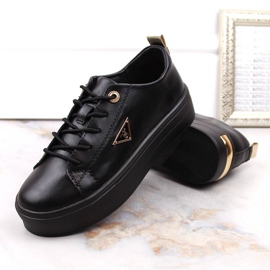 Damenschuhe aus Leder auf der schwarzen Filippo-Plattform 1