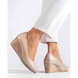 Shelovet Damen Pumps mit Keilabsatz und Glitzer golden 2