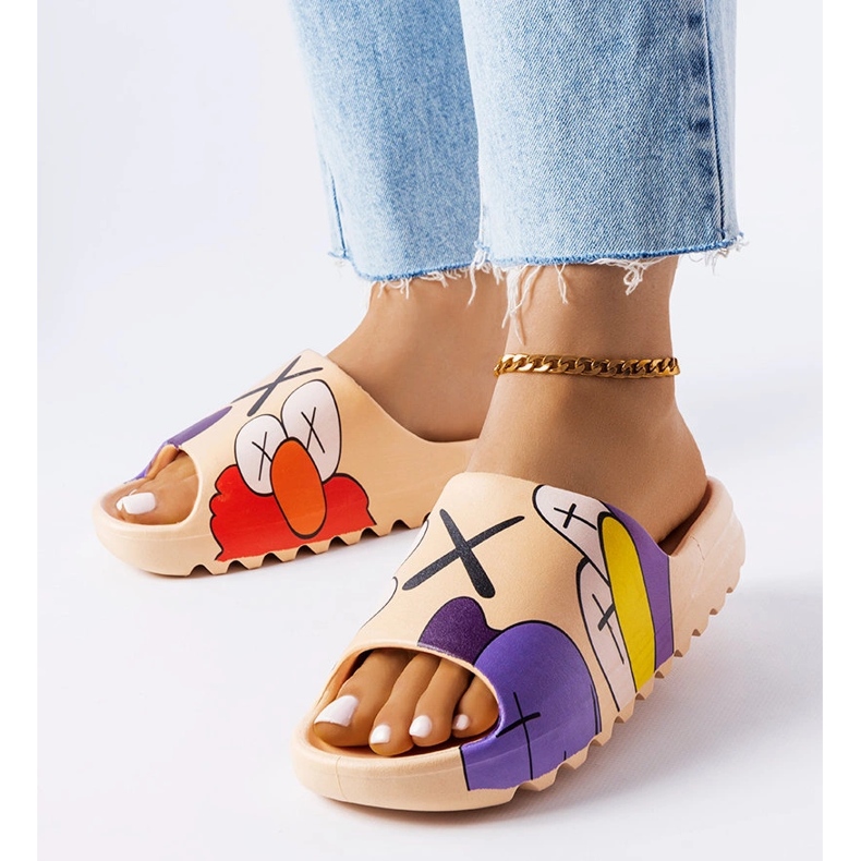 Dunkelbeige Flip-Flops mit Lindale-Prints 1