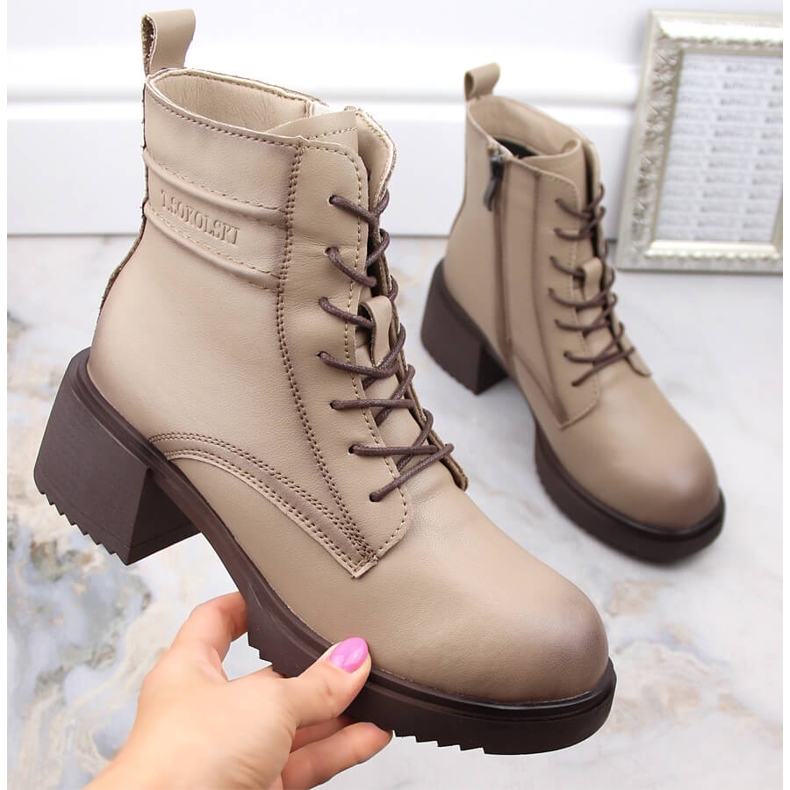 Damenstiefeletten aus Leder mit hohem Absatz und Plateau T.Sokolski Z23-44 beige 1