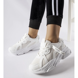 Weiße Sneakers mit dicker Sohle Fida 1