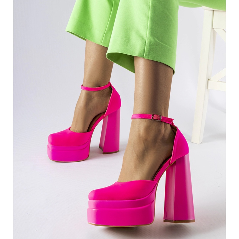 Rosa Romines-Pumps mit hohen Absätzen 1