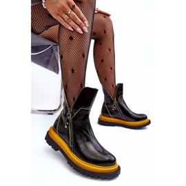 Damenstiefel aus Lackleder Maciejka 05747-07 Schwarz 2