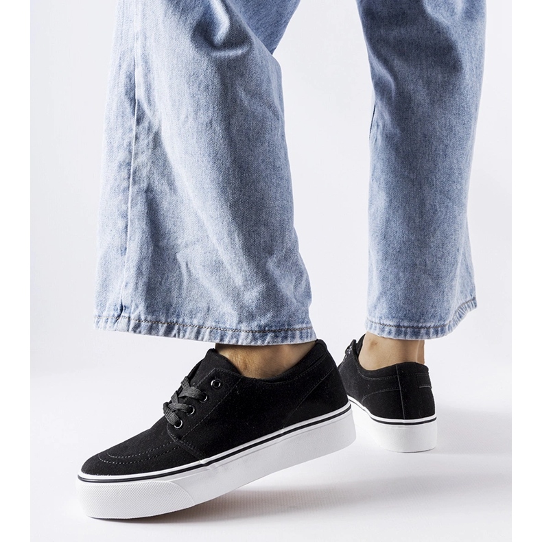 Schwarze Abboud-Sneaker aus Öko-Wildleder 1