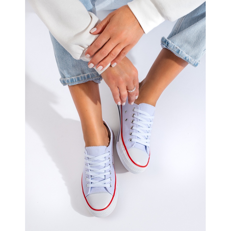 Klassische weiße Shelovet-Sneaker für Damen 1