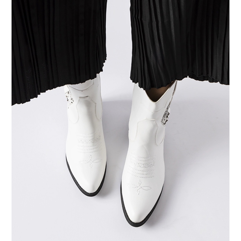 Weiße hochhackige Cowboystiefel von Henriette 1