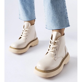 Beige Arbeiterstiefel auf dickem Sacco-Plateau 1