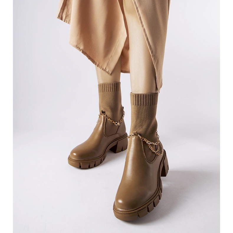 Braune Stiefeletten mit elastischem Obermaterial Naser 1