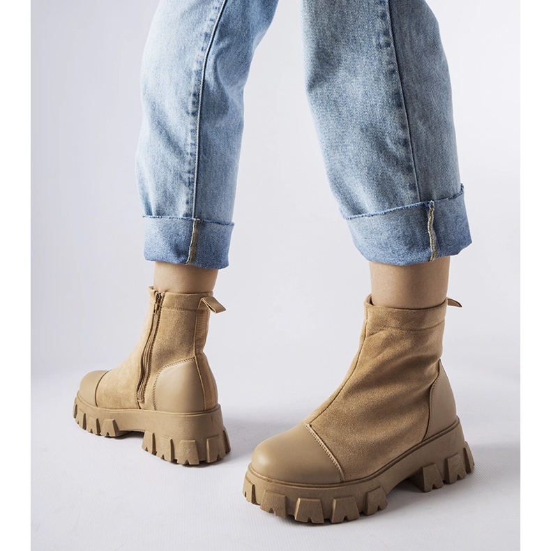 Beigefarbene Arbeiterschuhe aus Öko-Wildleder mit Milo-Profil 1