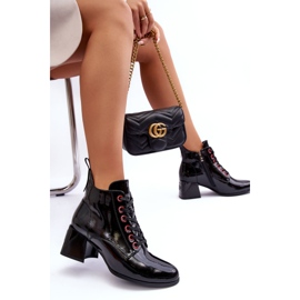 Niedrige Schnürstiefeletten aus Lackleder S.Barski MR870-66 Schwarz 2