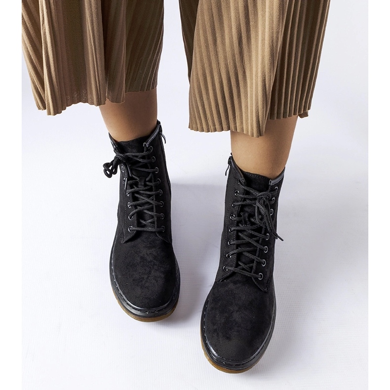 Alfreds schwarze Arbeiter aus Öko-Wildleder 1